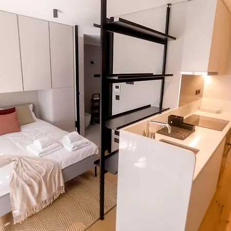 Alegria Suites By Porto City Hosts Exterior photo